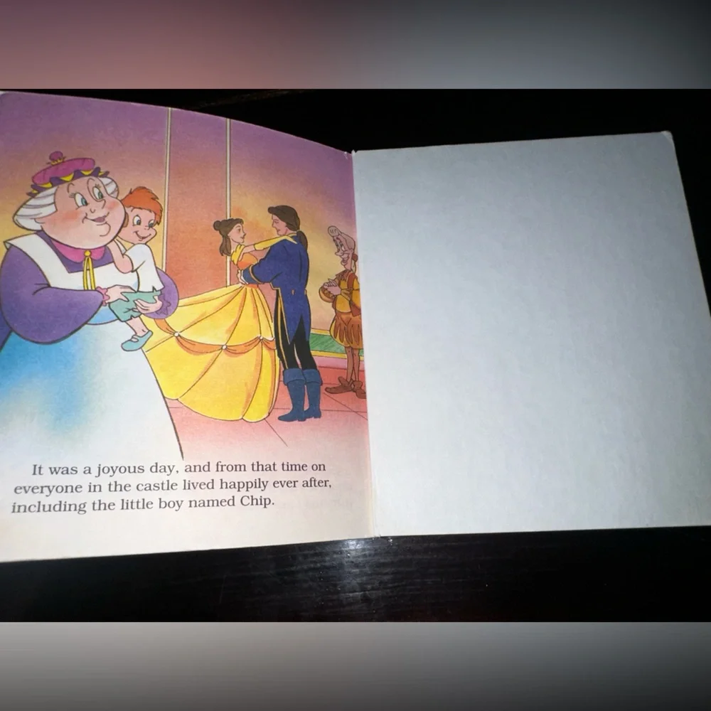 Disney's Beauty and the Beast : The Tale of Chip the Teacup - Picture 3 of 4